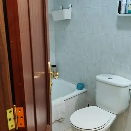Apartamento Edificio Las Nieves Tenerife San Isidro De Abona A 3 Km De La Hermosa Playa De El Medano 90 Mq Maravilloso Luminoso Espacioso Piso 92 Mq 3 Dormitorios 2 Banos Salon Doble *