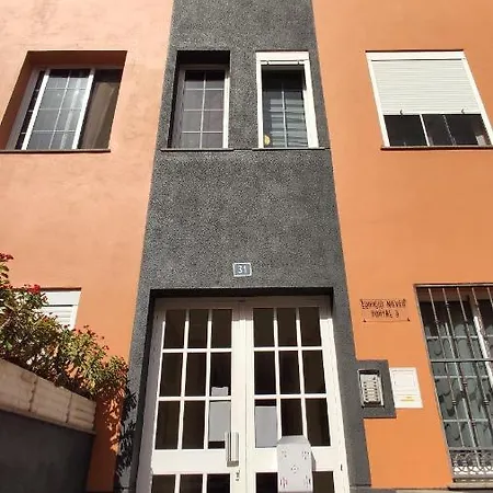 Apartamento Edificio Las Nieves Tenerife San Isidro De Abona A 3 Km De La Hermosa Playa De El Medano 90 Mq Maravilloso Luminoso Espacioso Piso 92 Mq 3 Dormitorios 2 Banos Salon Doble San Isidro (Tenerife)