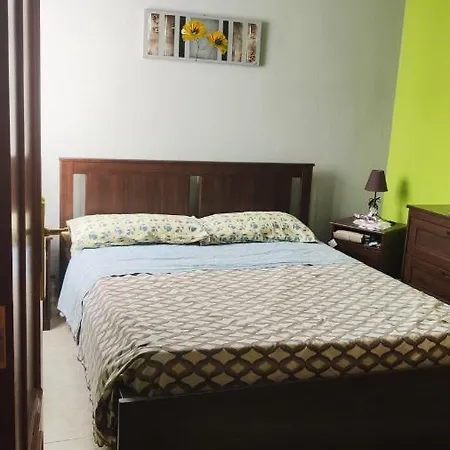 Apartamento Edificio Las Nieves Tenerife San Isidro De Abona A 3 Km De La Hermosa Playa De El Medano 90 Mq Maravilloso Luminoso Espacioso Piso 92 Mq 3 Dormitorios 2 Banos Salon Doble